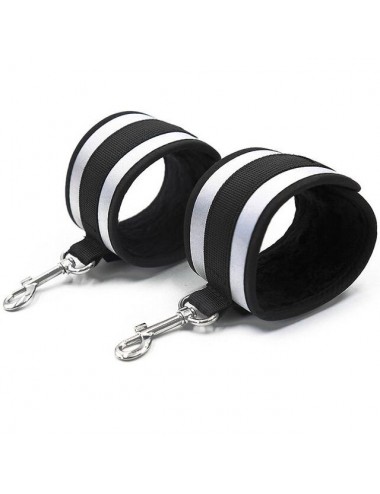 OHMAMA FETISH GREY WRIST CUFFS