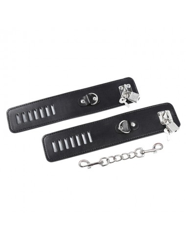 OHMAMA FETISH HASP STYLE WRIST RESTRAINTS