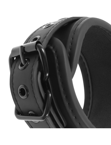 FETISH SUBMISSIVE - VEGAN LEATHER NECKLACE AND HANDCUFFS WITH NOPRENE LINING