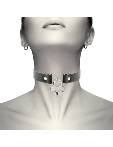COQUETTE CHIC DESIRE - VEGAN LEATHER NECKLACE WITH HEART ACCESSORY WITH KEY