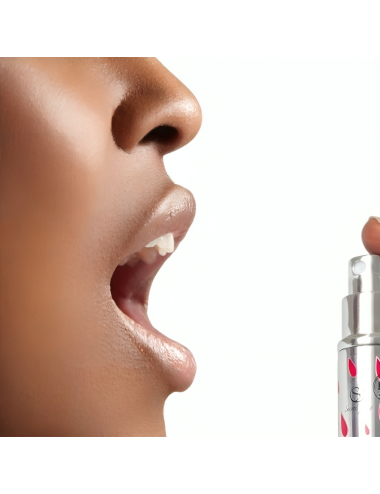 SECRETPLAY - SOUR STRAWBERRY ORAL SEX SPRAY