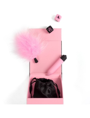 SECRET PLAY - PLEASURES BOX FOR COUPLES: DICE + VIBRATING BULLET + FEATHER PEN